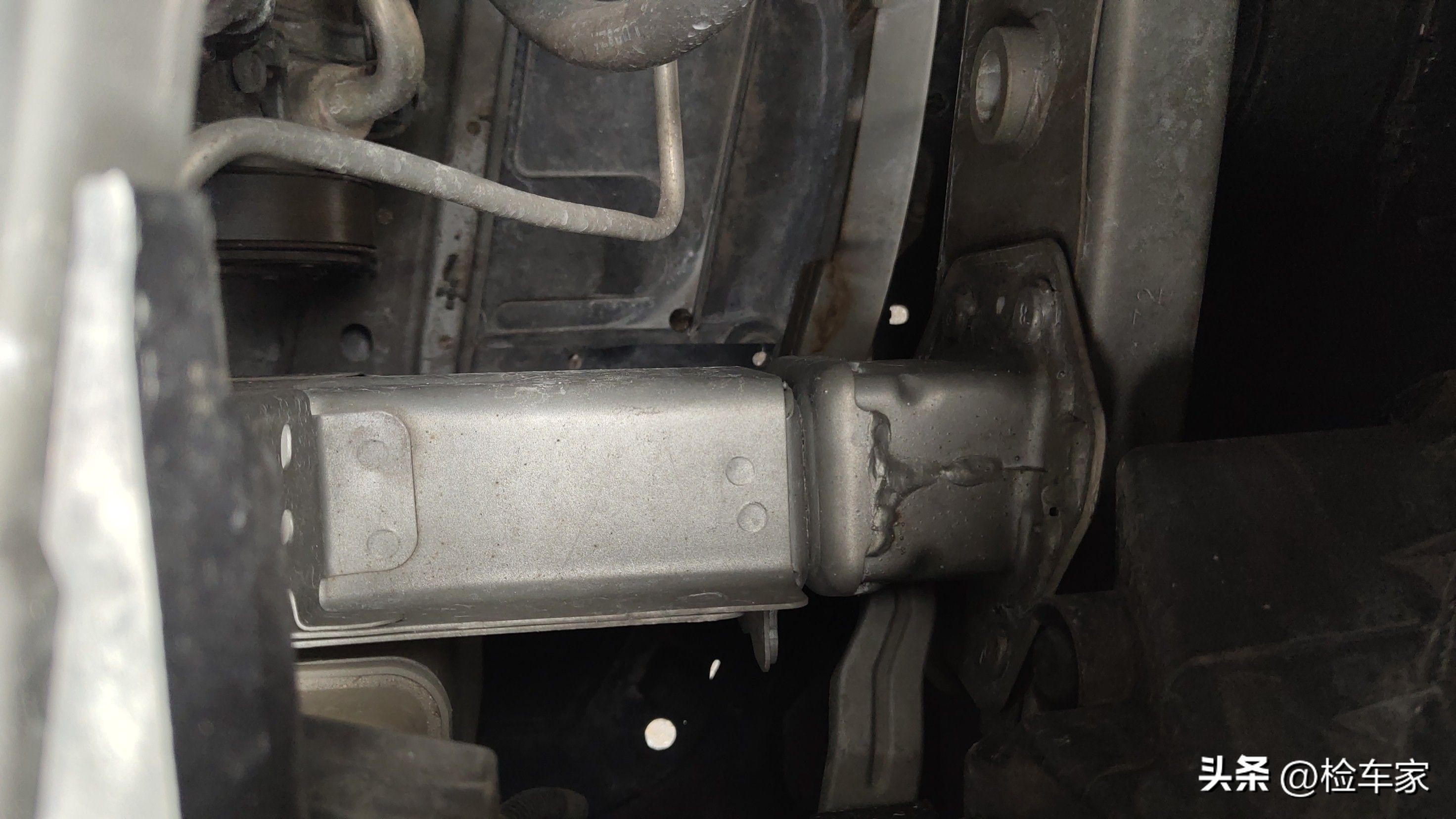 8年只开了不到2万公里的车能买不,8年才2万公里的车需要换轮胎吗