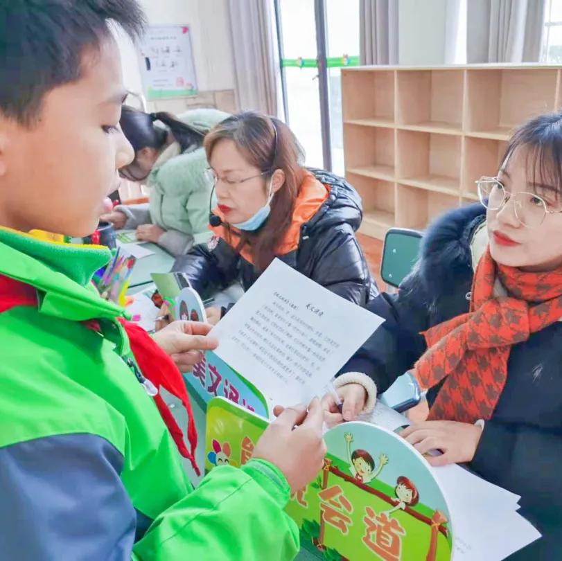 迎春小学二年三班,迎春小学2021届1班