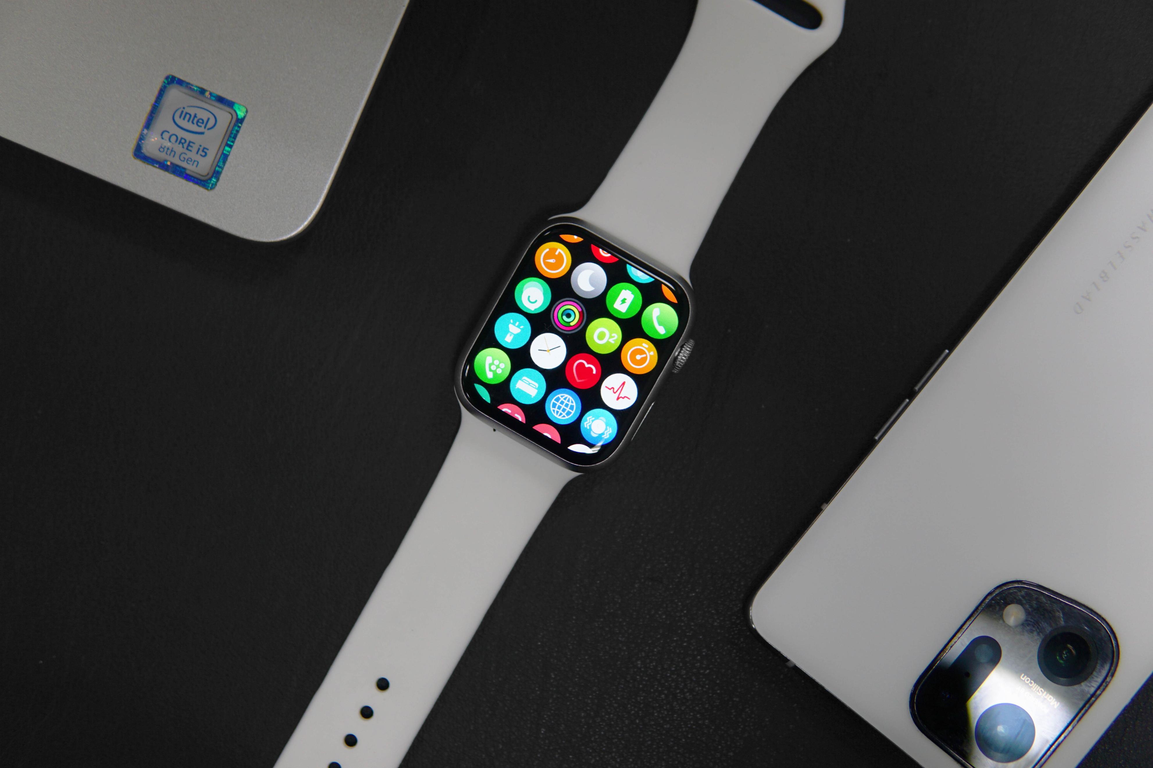 用268让你忘掉Apple Watch！微穿戴这品牌真敢玩，性价比到了极致