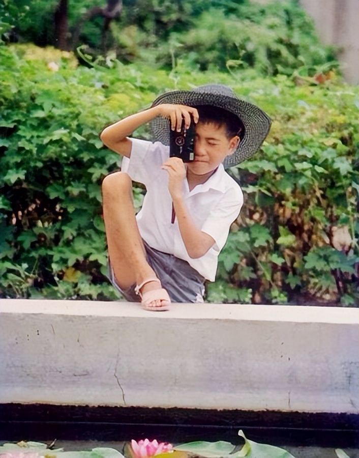 韩寒棱角被磨平全文,韩寒棱角磨平视频