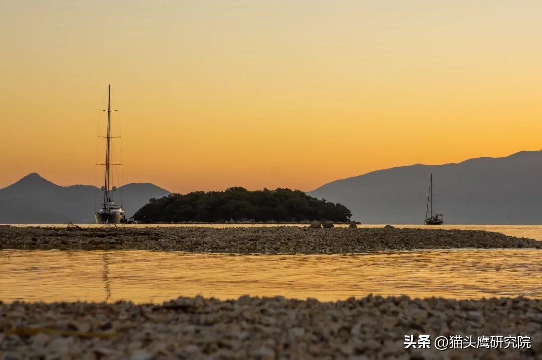 对话信达澳亚基金杨珂：赚业绩增长的钱，做性价比最优的选择