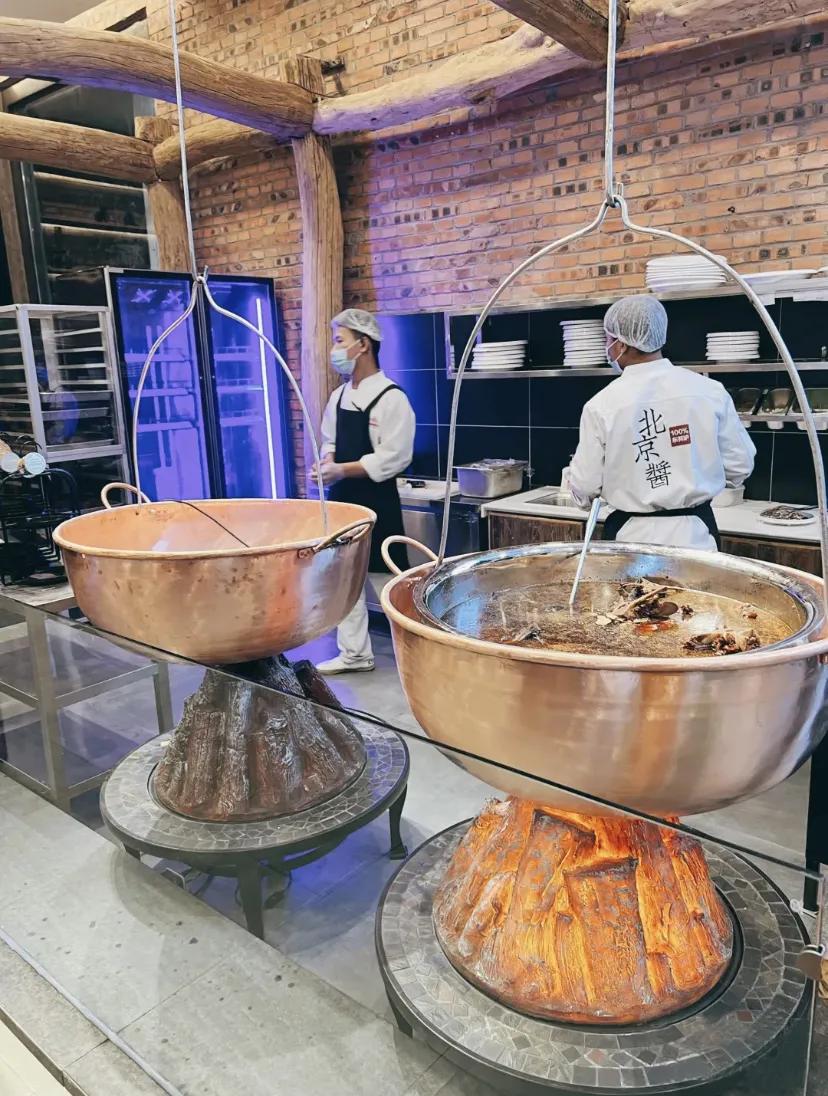 日流水20万，它在院里卖驴肉，小院餐饮正悄悄走火