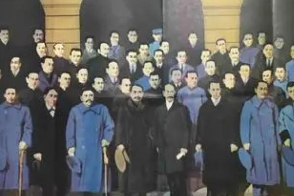 他被老蒋视为“国师”，重庆谈判对伟人出言不逊，领袖这样回应