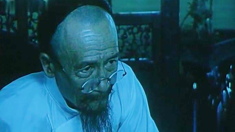 旧社会妇女悲惨命运的老电影,旧社会妇女悲惨命运的电影