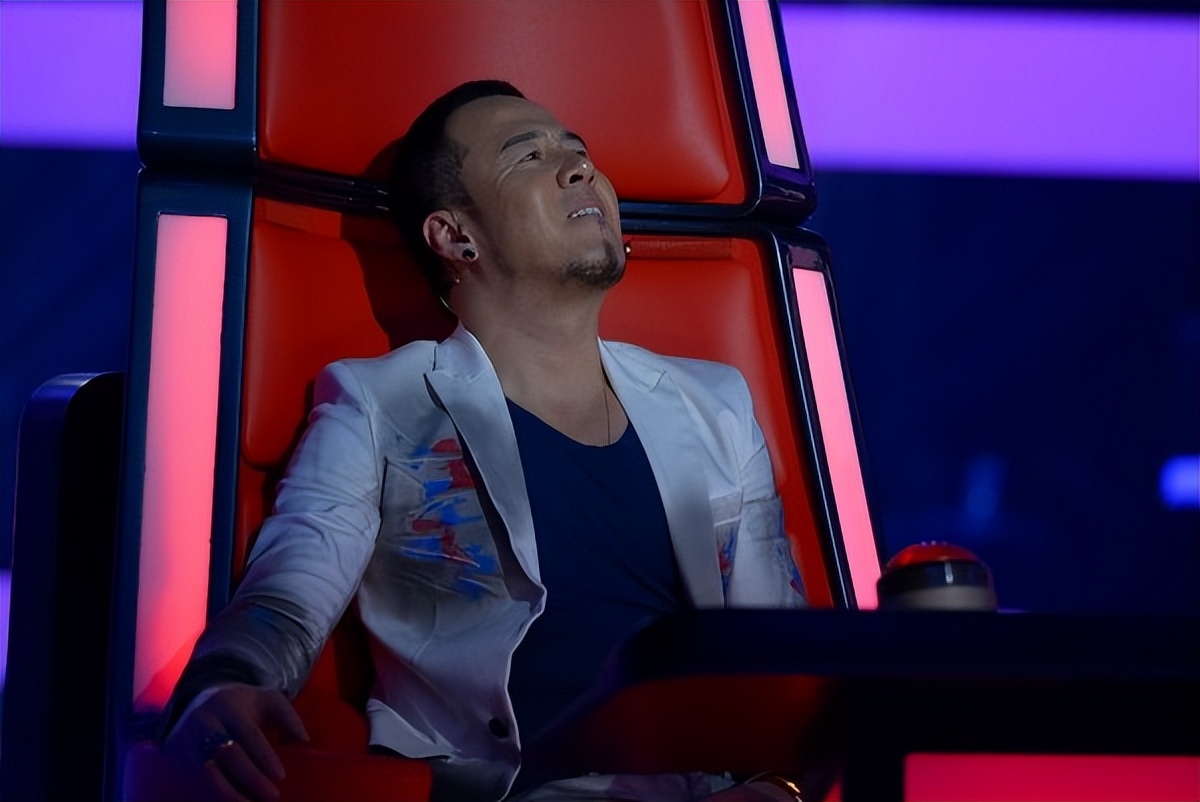 杨坤为什么在乐坛的地位高,杨坤为什么在乐坛的地位这么高