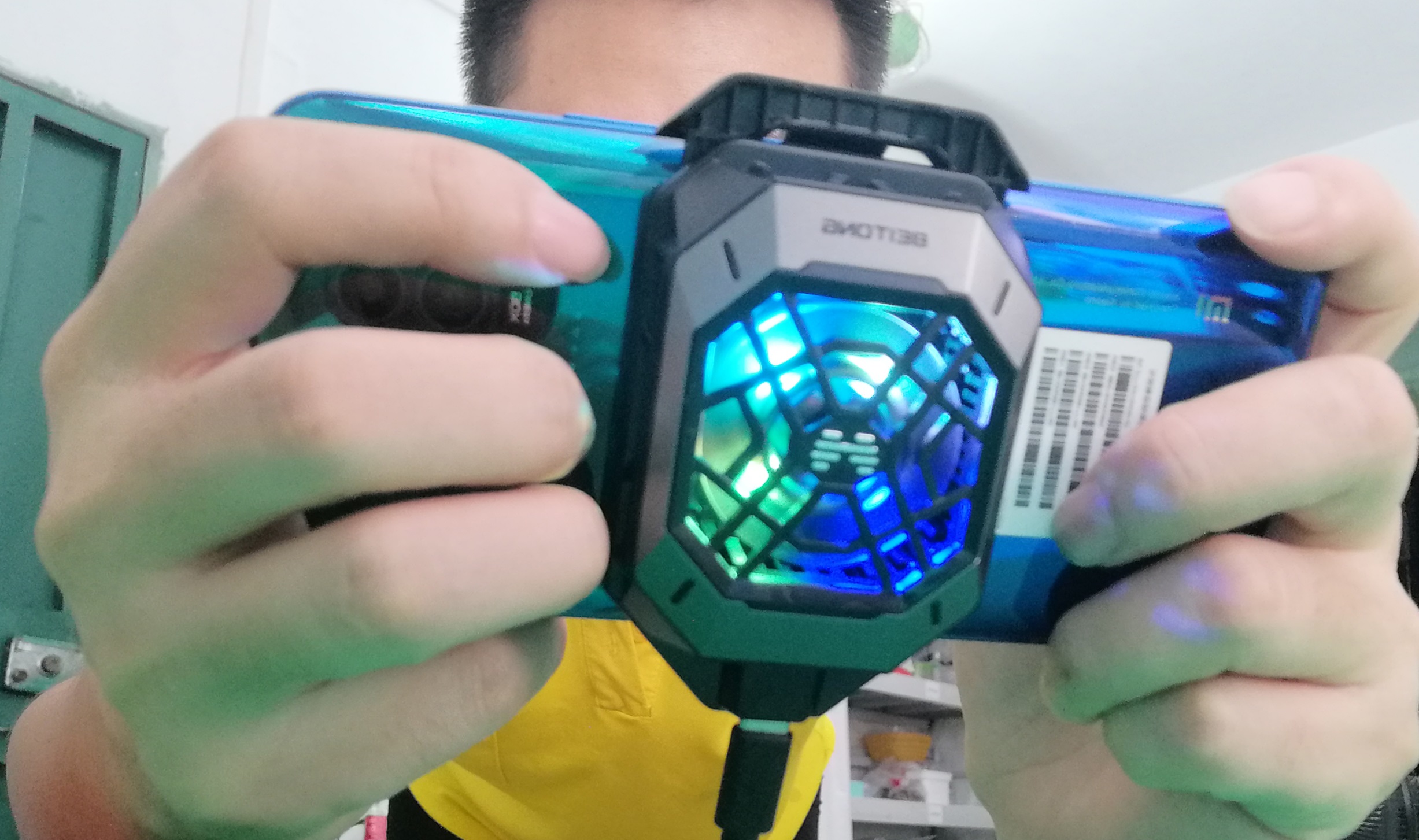 手游散热器哪款好,降温神器散热器手机