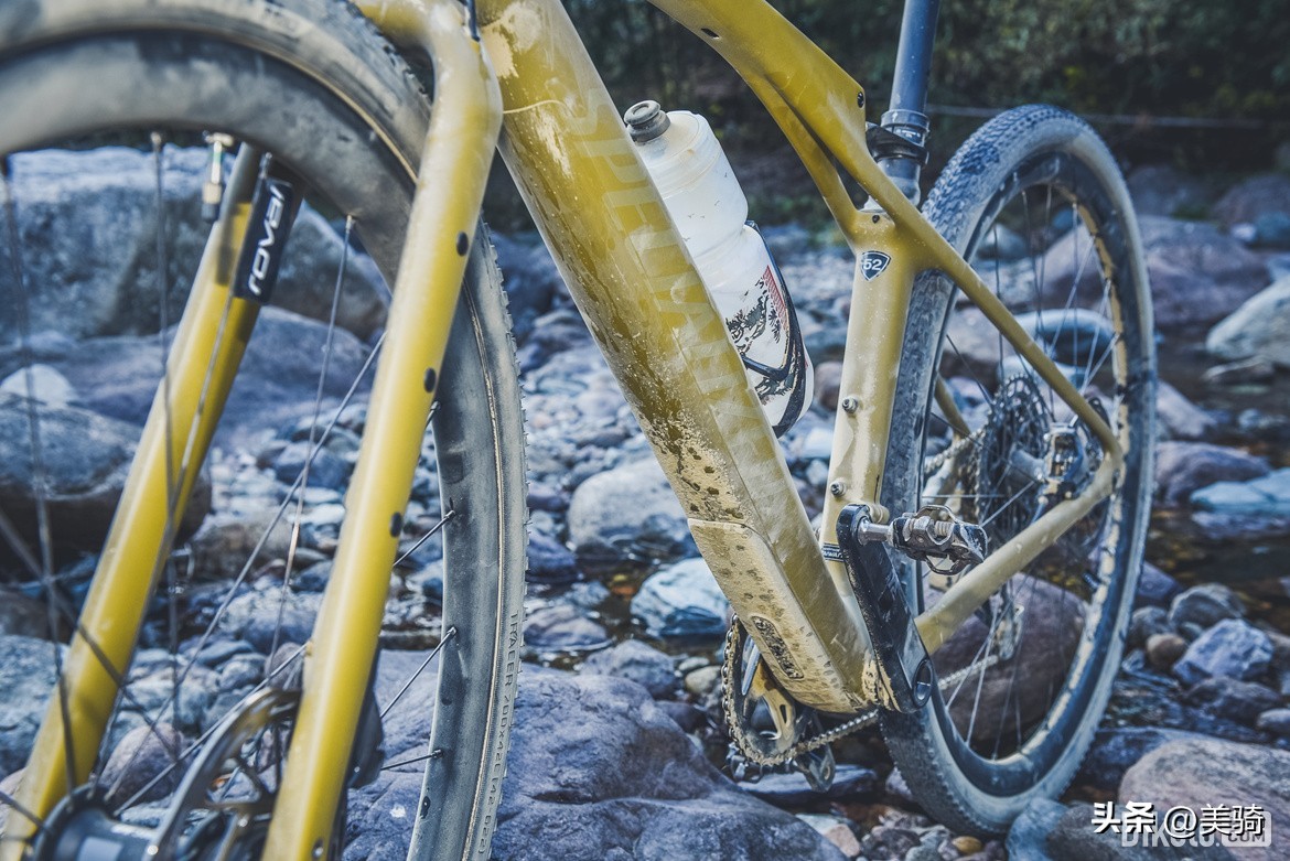 快乐重型“瓜”闪电全新DivergeSTR全地形公路车评测