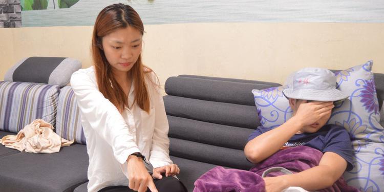 泰国卫生间的软管有啥用？女游客都捂着嘴巴，当地人：作用很大！