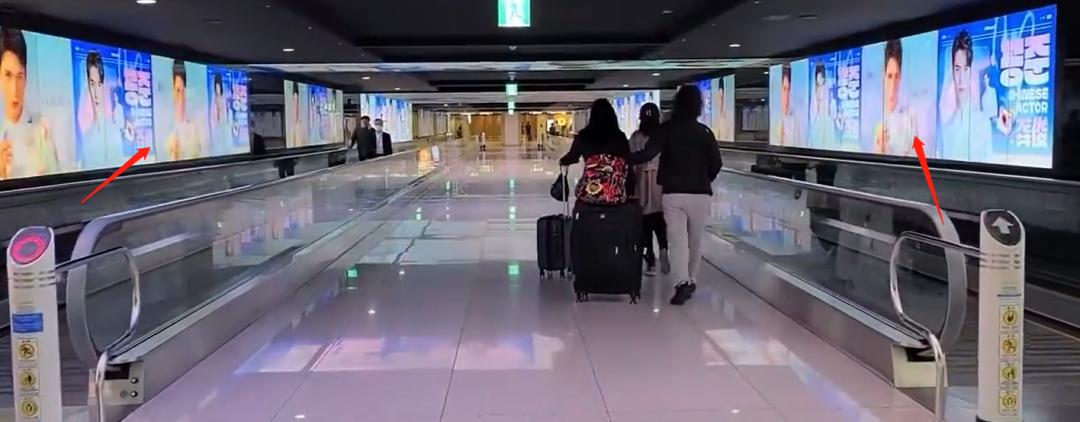 龚俊抵达韩国人气爆棚，机场拥堵粉丝尖叫，多部剧曾在韩热播