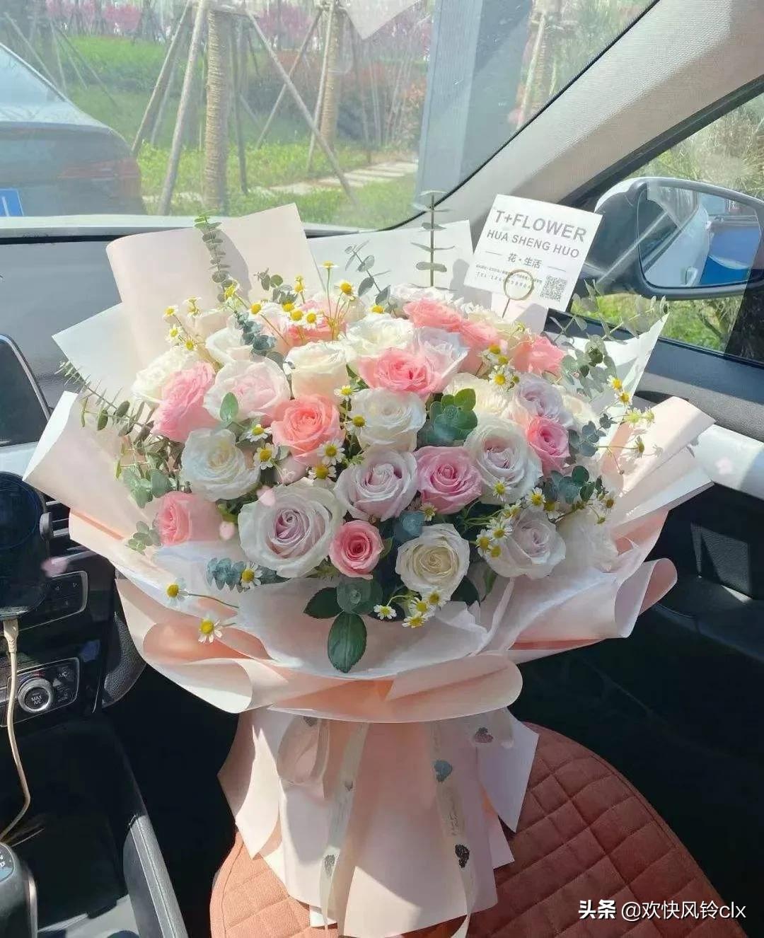 适合发朋友圈的情侣官宣小众文案,官宣文案高级小众520