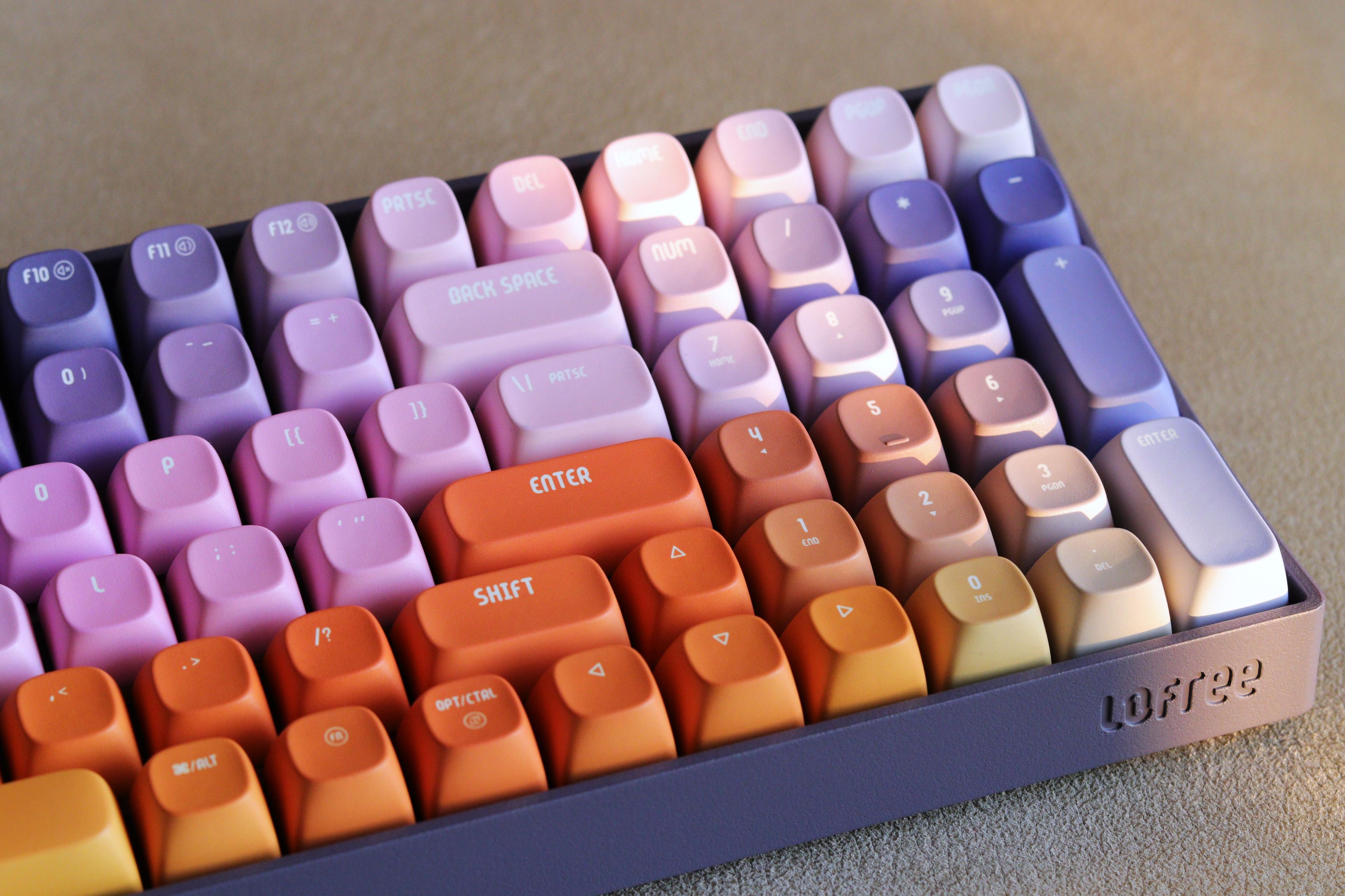 洛斐和keychron机械键盘对比,洛斐星河小翘最低多少钱