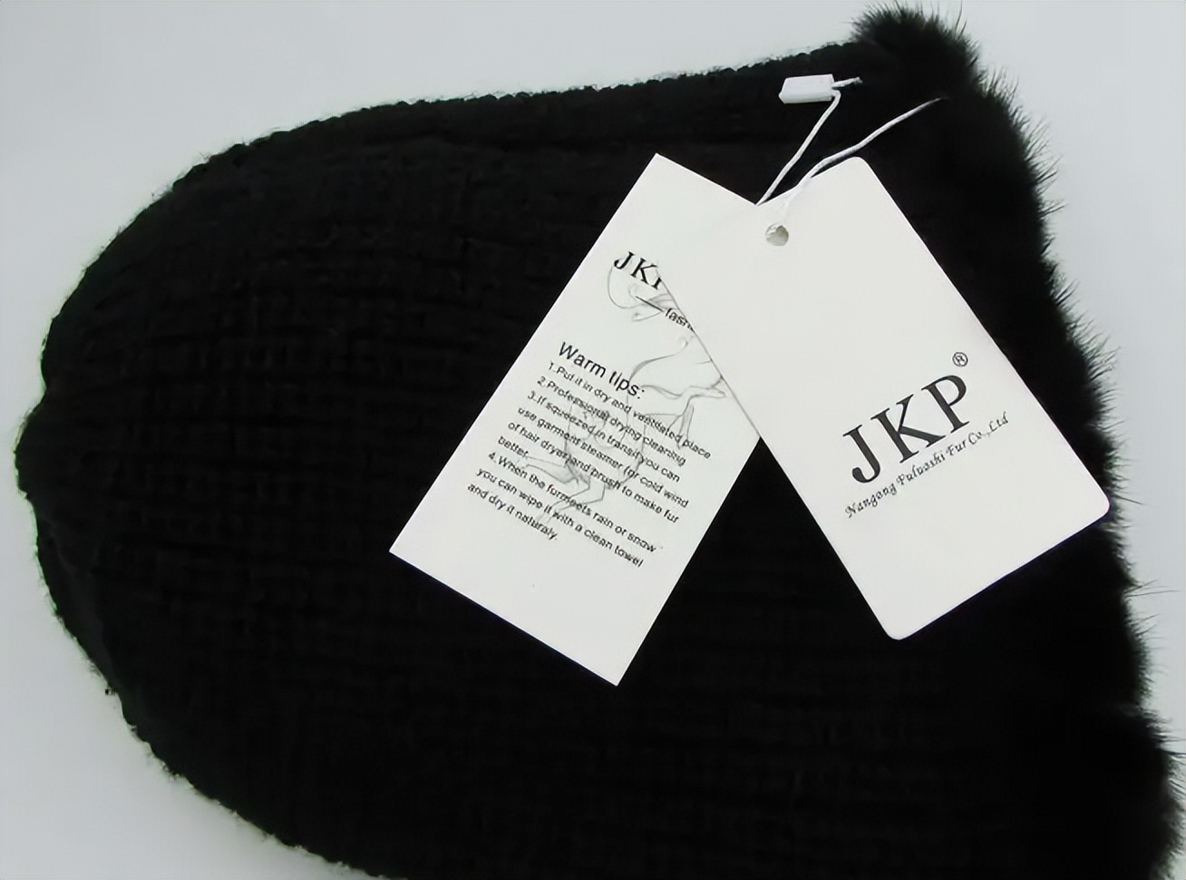 商场买的帽子标签剪了还能换货吗,买来帽子上面的小标签有卖的吗