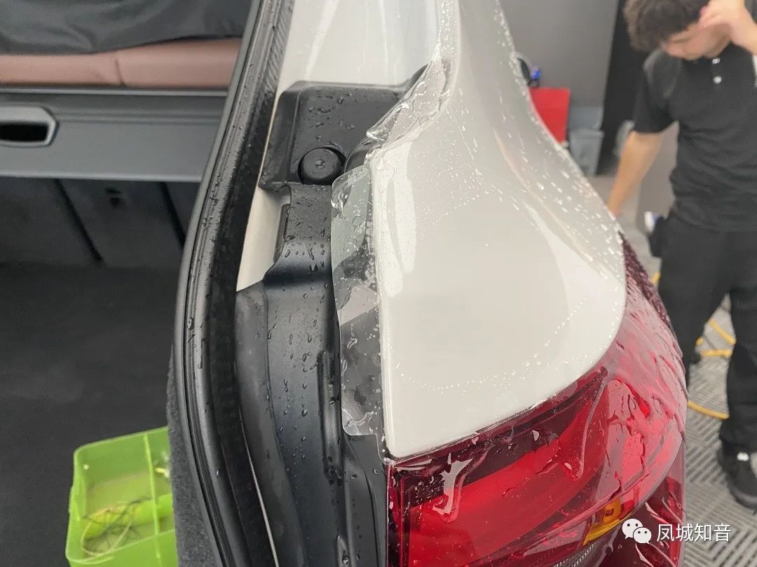 宝马x5tpu漆面保护车衣贴膜价格,宝马x5装贴威固隐形车衣