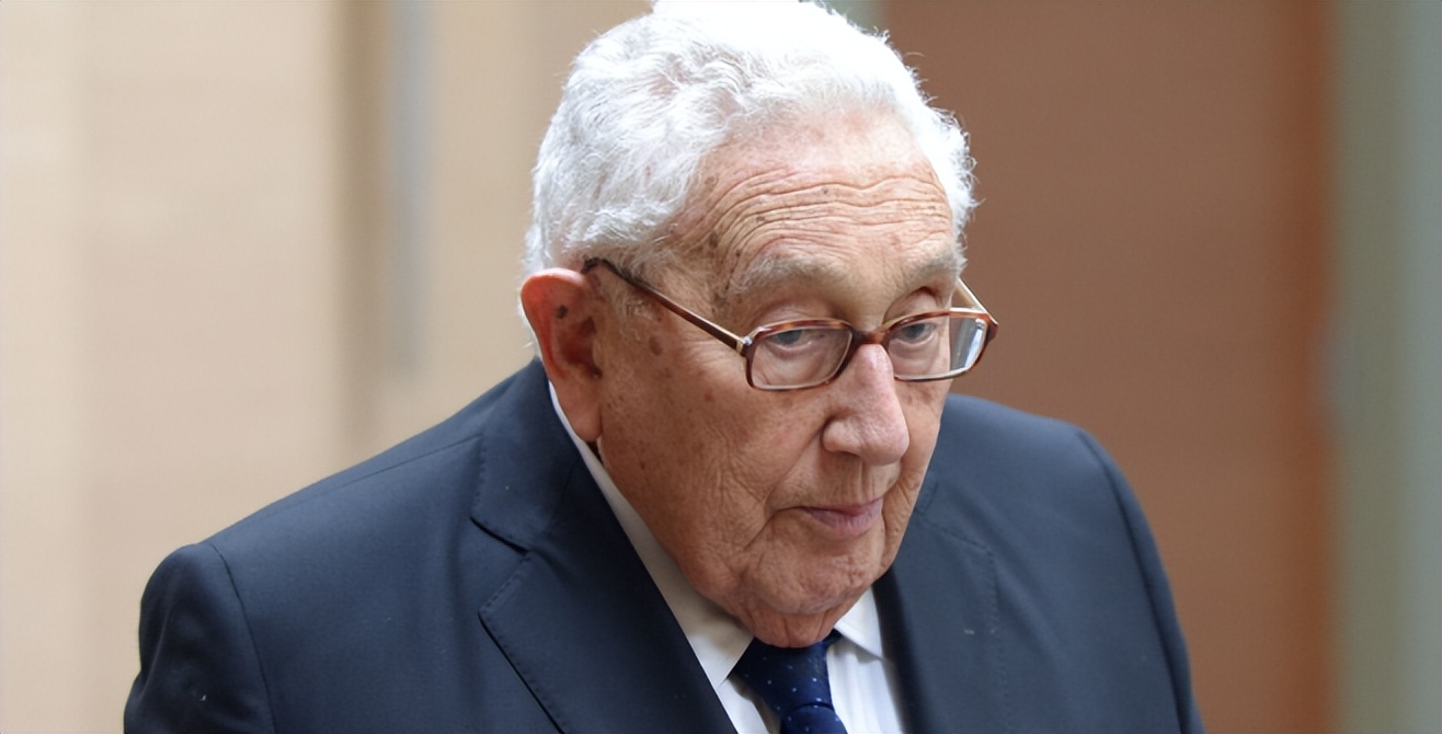 台海局势变化，邱毅是*独台**“内鬼”?大陆网民不敢相信