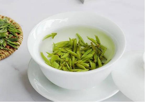 热水泡茶和冷水泡有什么区别吗,泡茶是冷水泡还是热水泡