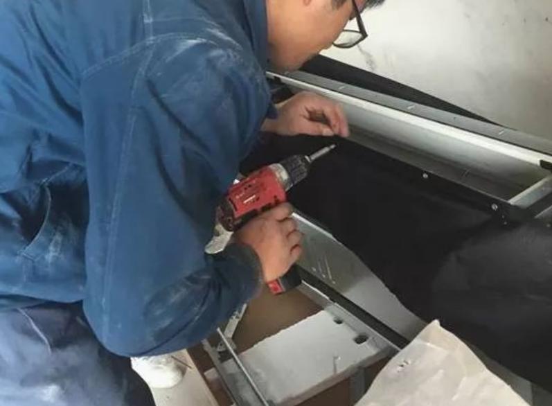 安装中央空调全过程视频,中央空调一拖四安装视频