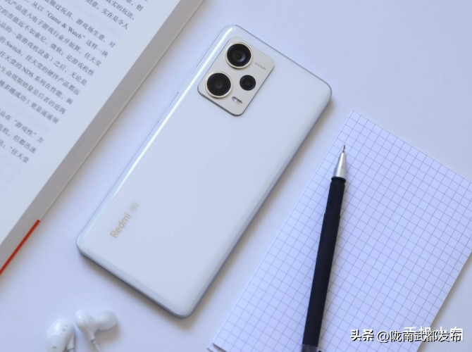 小米手机目前最值得入手的一款是,目前小米手机最值得买的一款