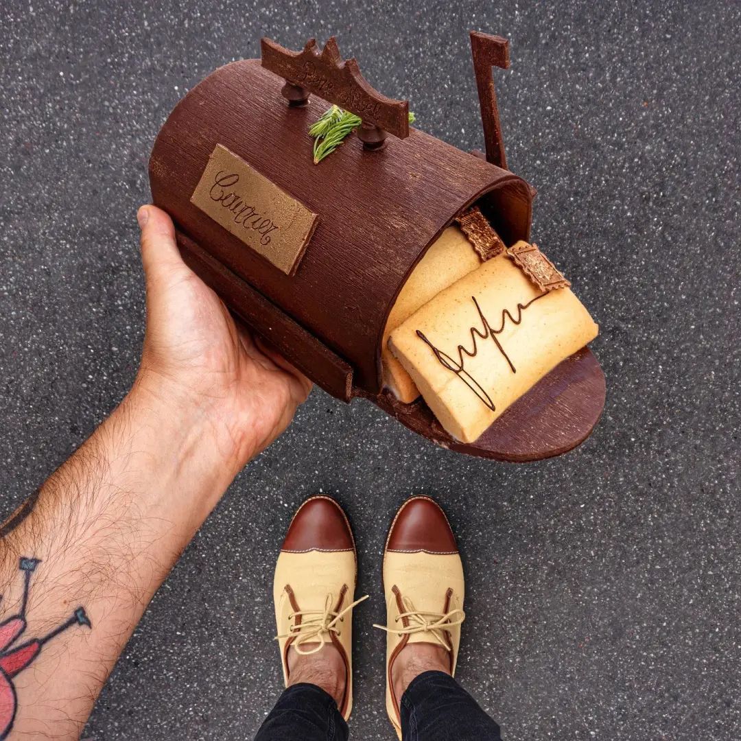 跟着「鞋子哥」逛巴黎甜品！每双鞋都适配！还能这么拍！