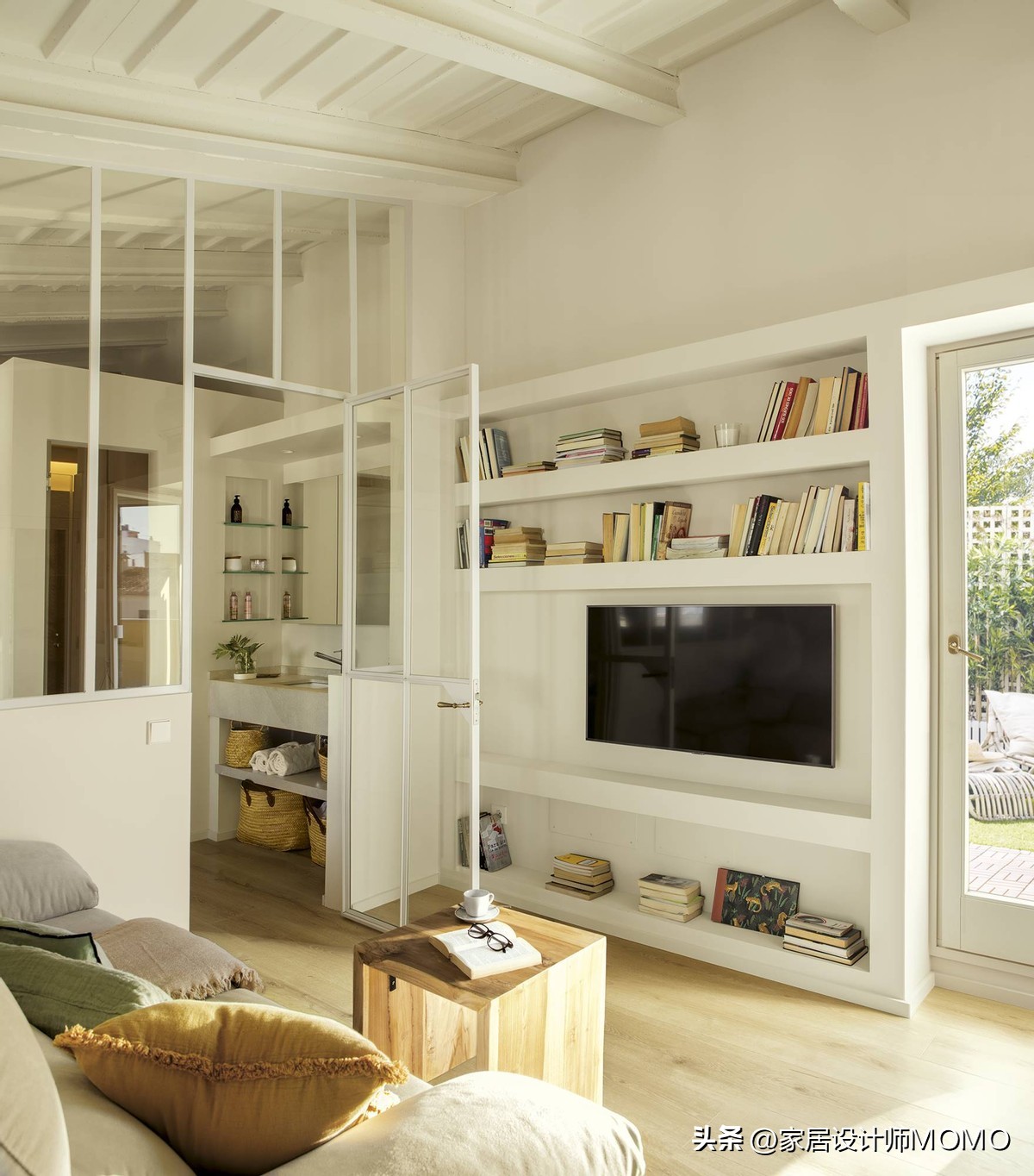 30岁小网红：我不火，但我的“简陋“小屋能涨十万粉