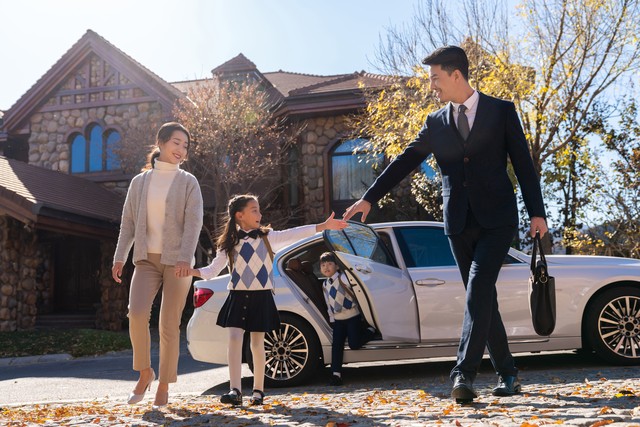 我在上海做保姆的一天,56岁阿姨哭诉当住家保姆月薪9500