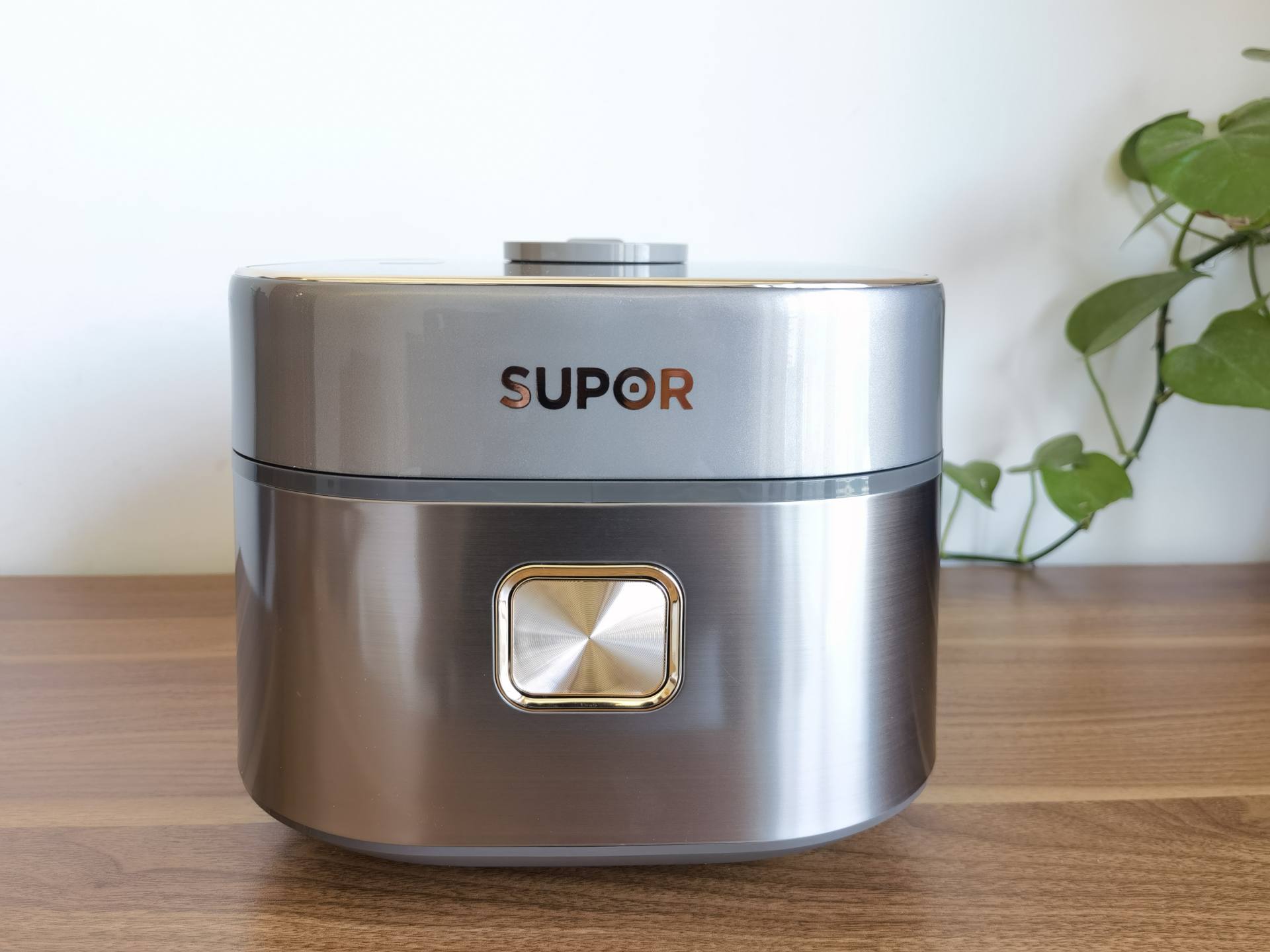 电饭煲推荐苏泊尔远红外电饭煲,苏泊尔电饭煲怎么选购