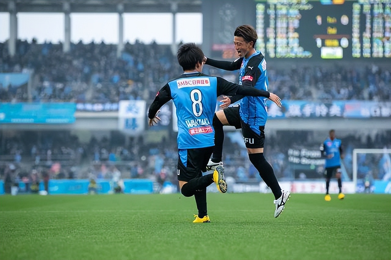 横滨水手与鹿岛鹿角的足球比赛,今日横滨水手vs东京绿茵比分