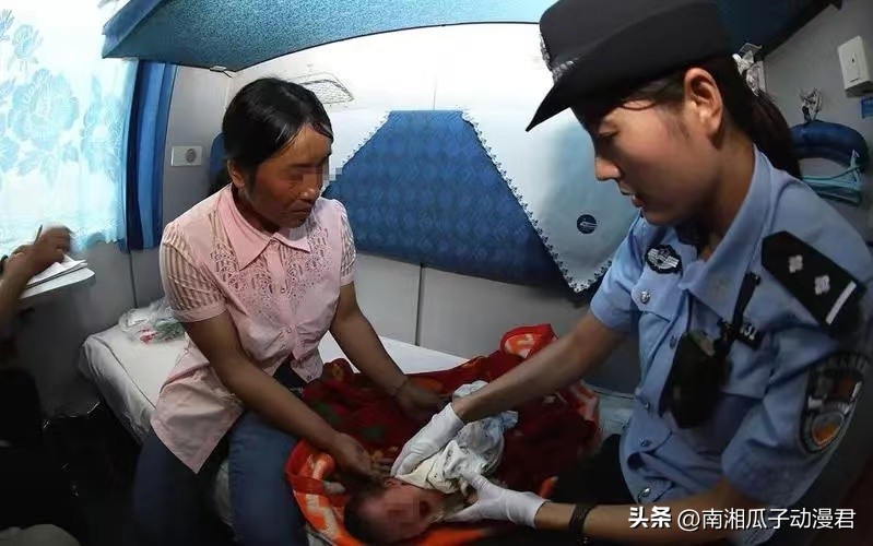 儿童乘火车必须携带有效证件简介,免费乘坐火车的儿童需要带证件吗