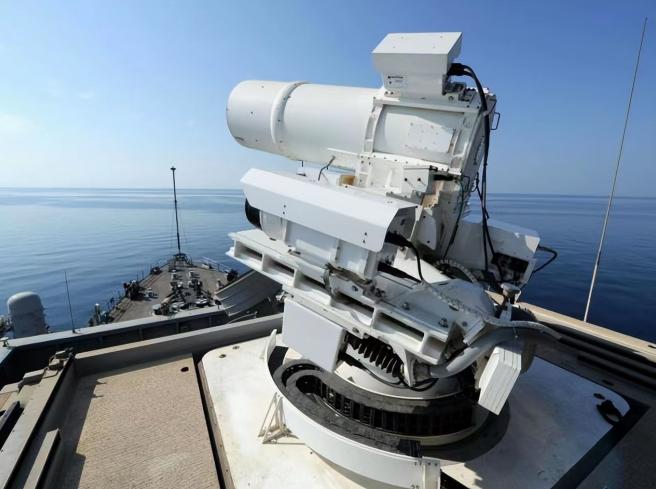 我国最强的激光炮穿透力有多强,激光炮能打穿地球吗