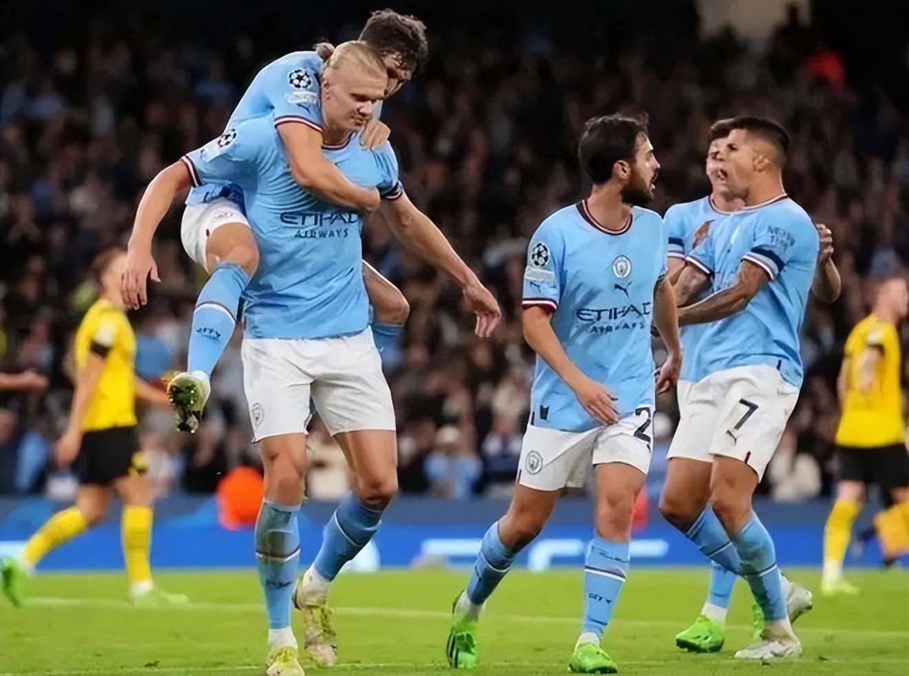 英超曼城vs布莱顿比分预测,11.4英超分析