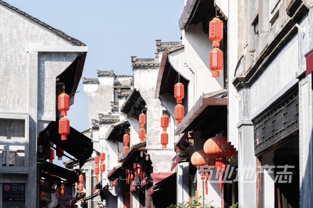 黄山风景屯溪老街,夜游黄山屯溪老街一角