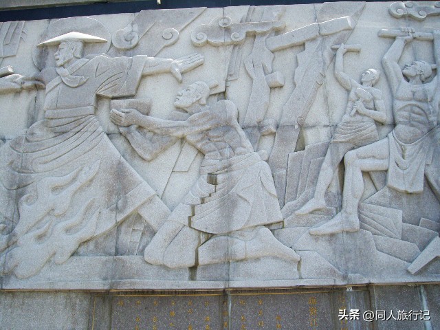 登上山顶最高峰看美景,登上山顶高台看全青岛美景