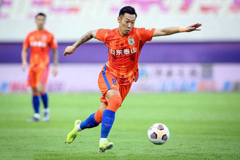黄政宇泰山首球,泰山队黄政宇怎么没上场