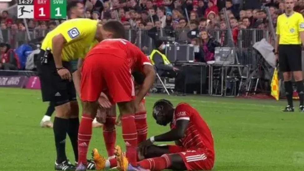 萨迪奥马内十个震撼进球,足球传奇人物马拉多纳