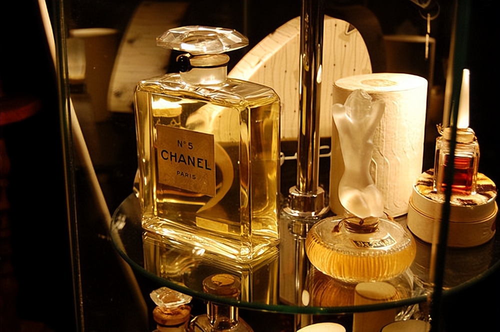 女朋友过生日送什么礼物给她最好,女朋友过生日送她什么礼物更好