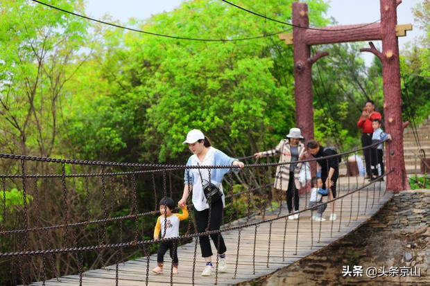 京山青龙山风景区在哪,京山青龙山风景区介绍