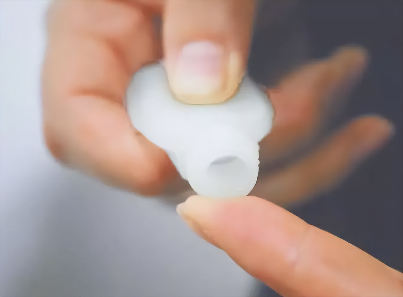 03年轰动中央的大案，19岁少年偷走高考试卷，万千考生因此落榜