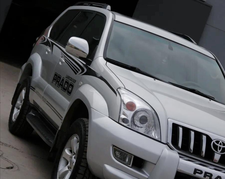 2003年的丰田老霸道，33万公里“车况残旧”，翻新复活变新车