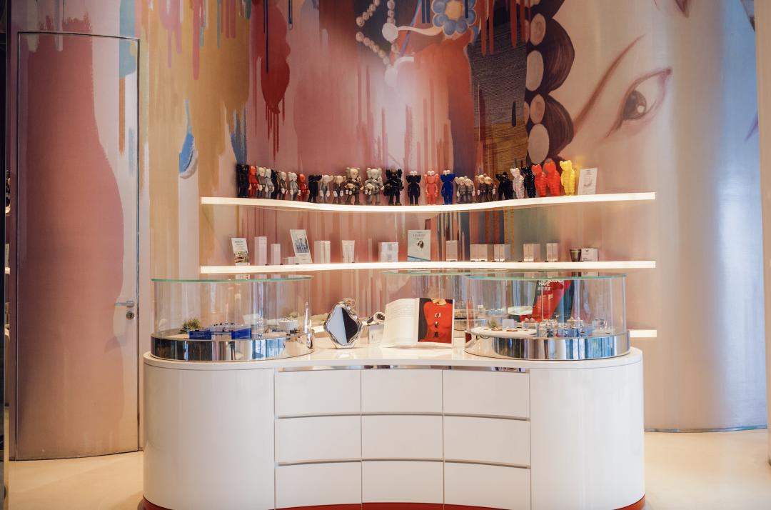 这世界是个巨大的游乐场,这世界就是巨大的游乐场