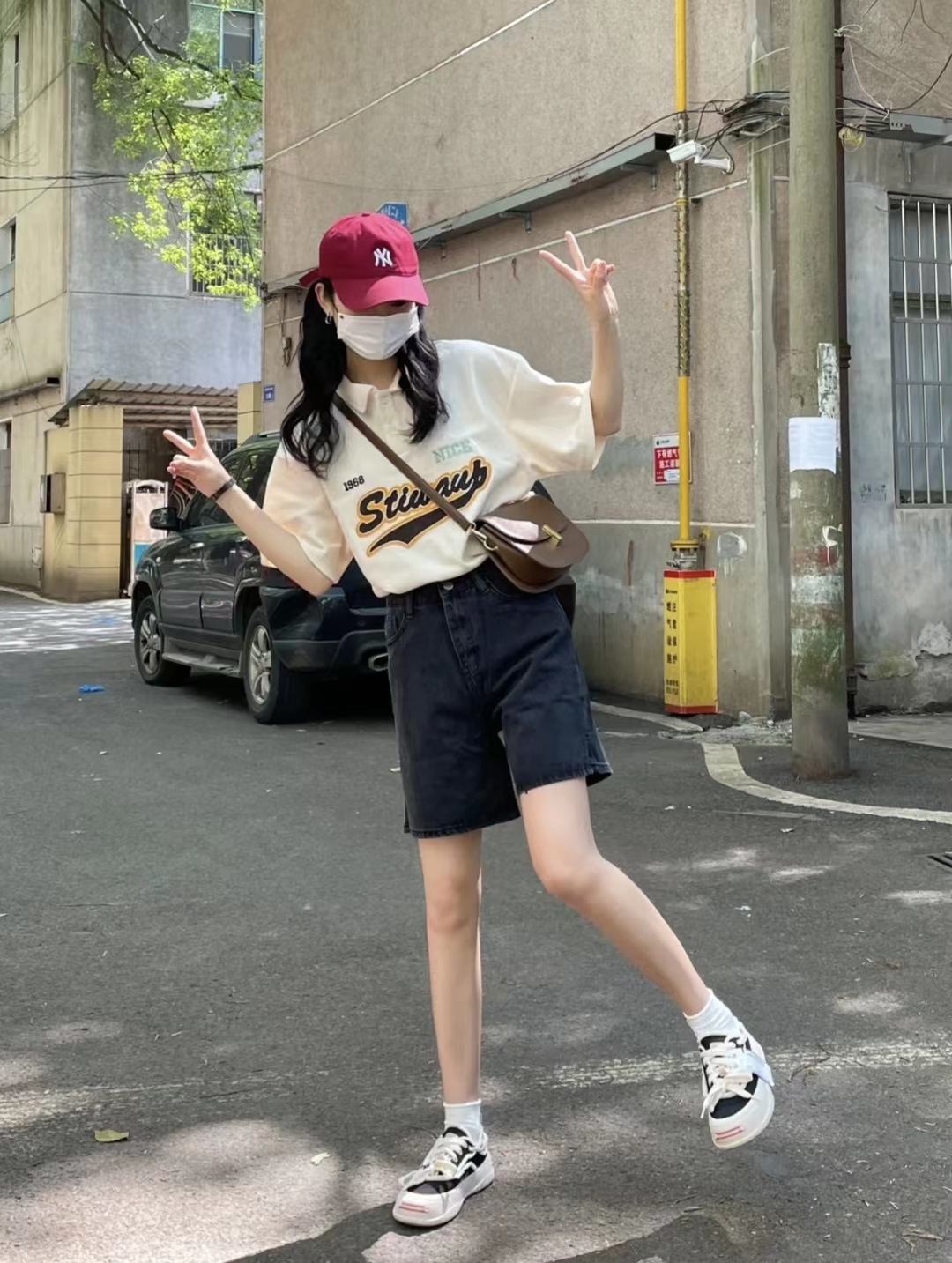 夏天短裤上衣搭配什么鞋子好看,白色短裤配什么上衣和鞋子好