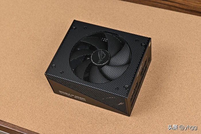 黑金全塔海景房——ROGZ790HERO+4080猛禽+追风者NV7装机展示