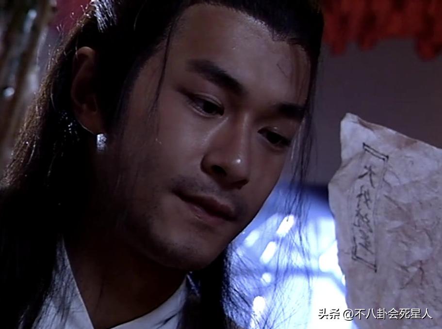 演员假发套穿帮,假发穿帮镜头