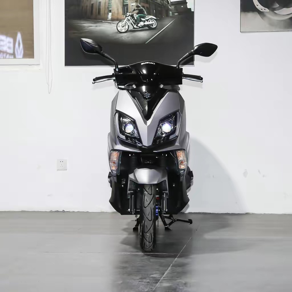 铃木uy125适合多大的外卖箱,铃木uy125最新信息