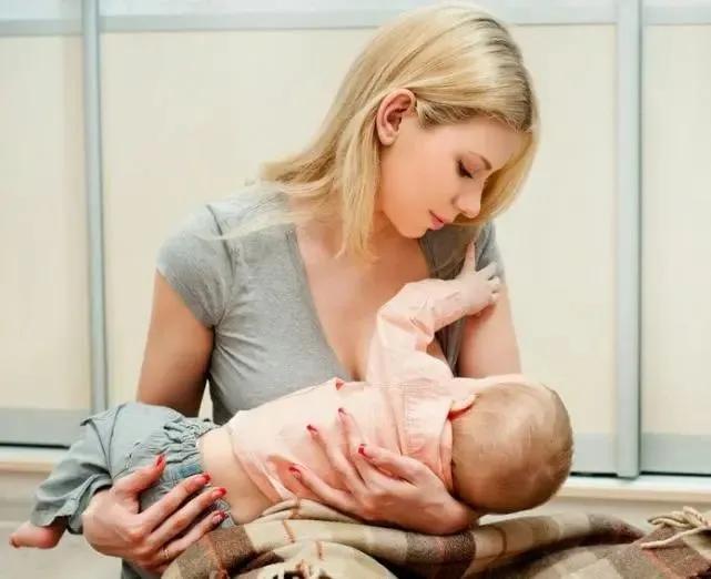 断奶涨奶有硬块很疼很硬怎么办,不想给宝宝吃奶但奶涨得疼怎么办