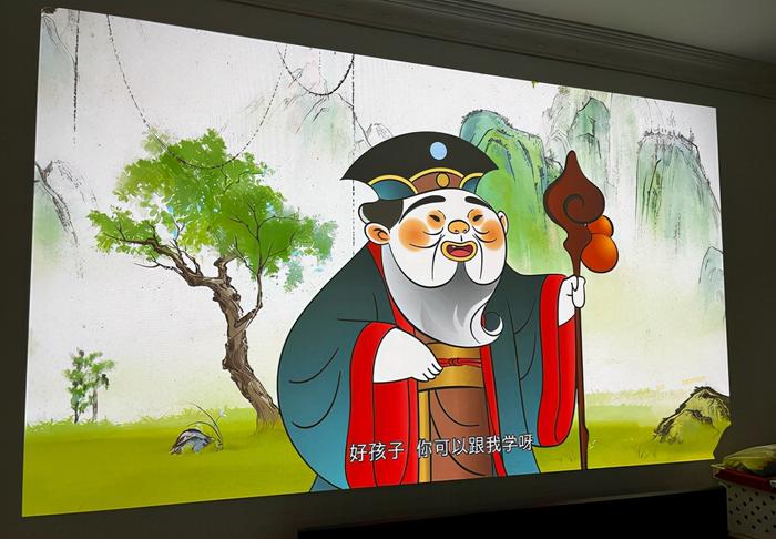 投影仪实际效果很差,投影仪显示效果好主要看什么参数