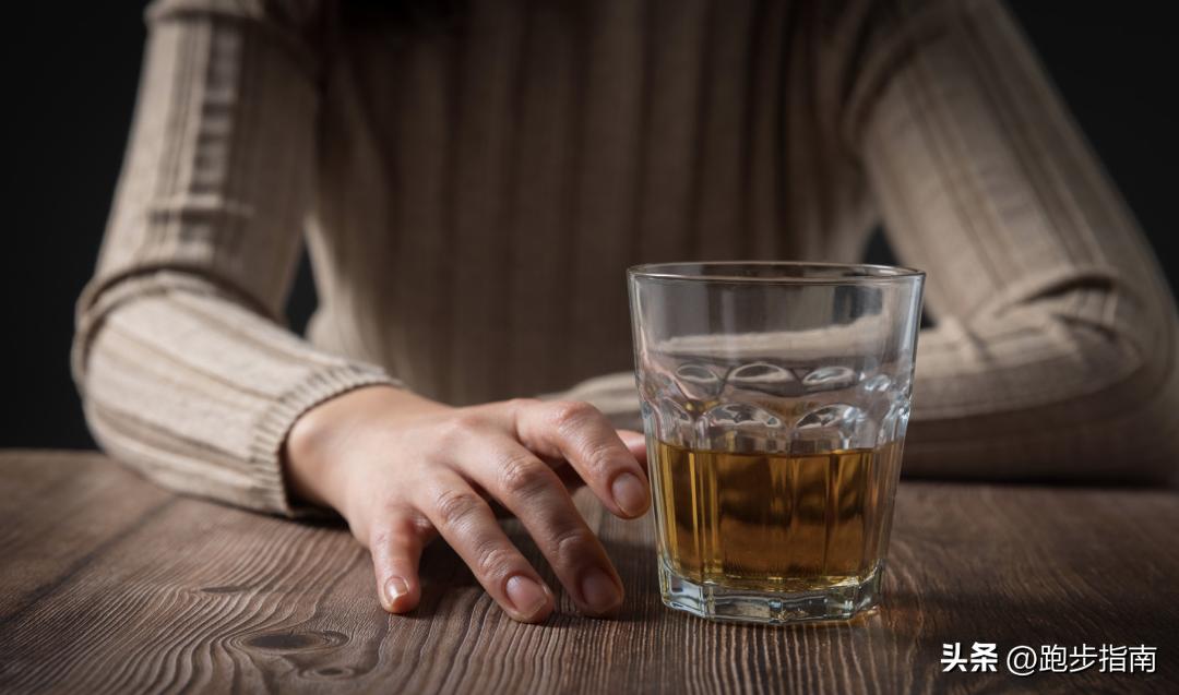 睡前注意什么不会失眠,睡前做这4件事轻松入睡到天亮