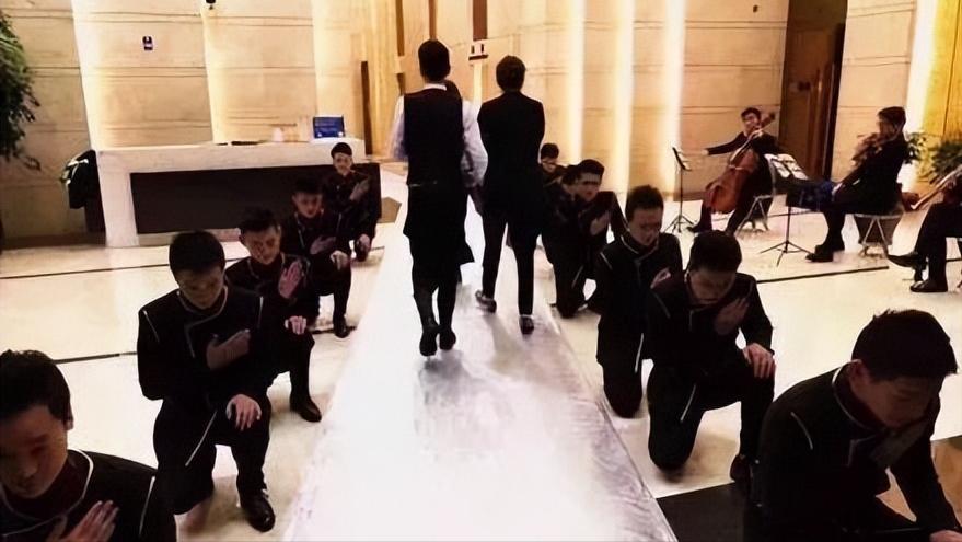 2019年，上海白马会所覆灭记：女商富婆向往的地方，对标天上人间