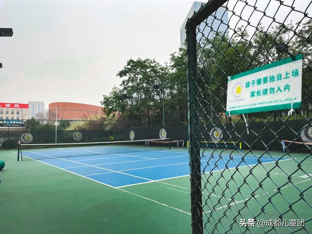 7-8岁儿童网球训练方法,适合4到8岁小朋友的网球运动