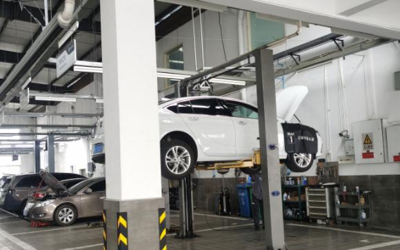 在4s店保养怎么防止被坑,第一次进4s店保养如何避免被坑