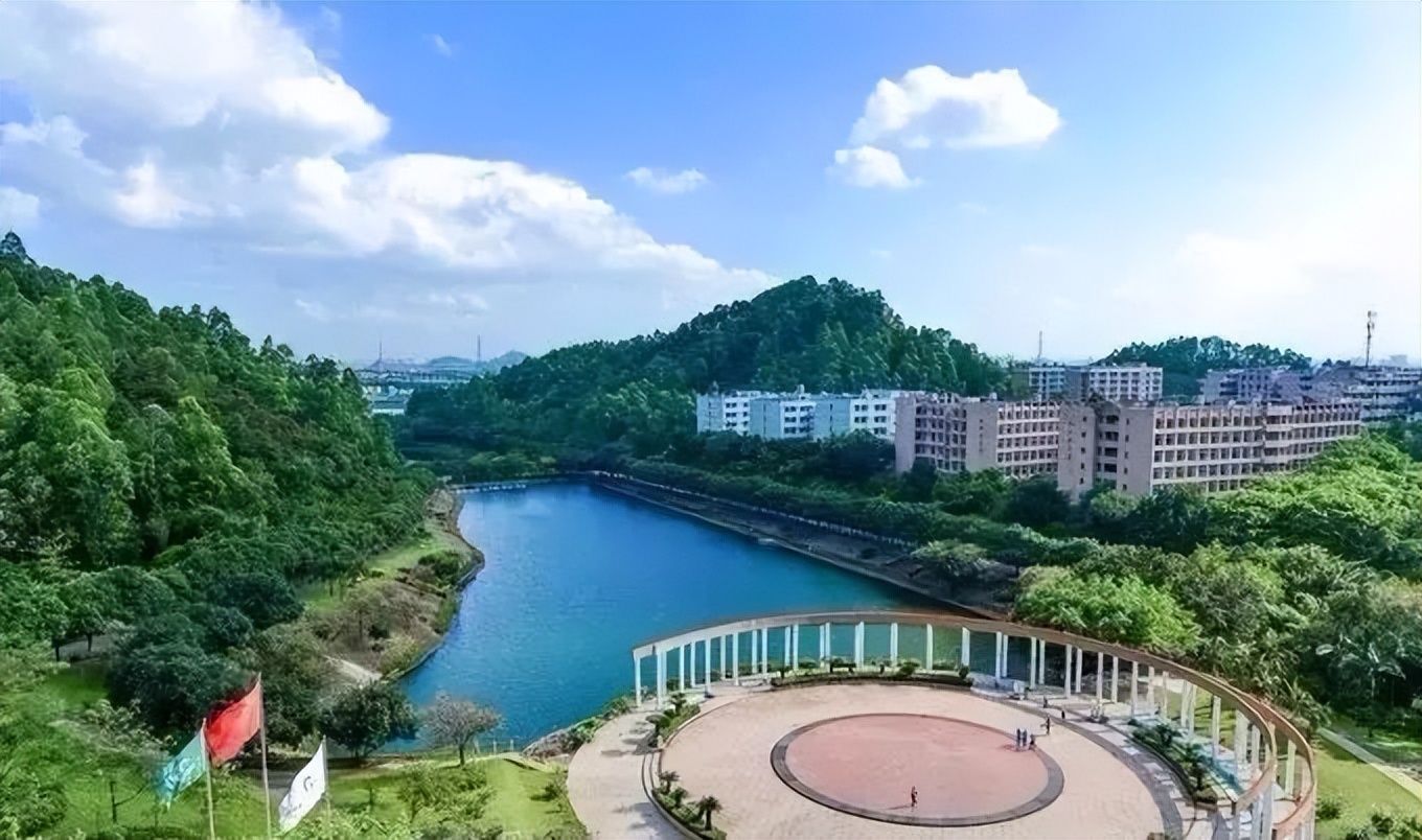 广东排名前十的专科院校有哪些,2022年广东省有哪几所高校扩招