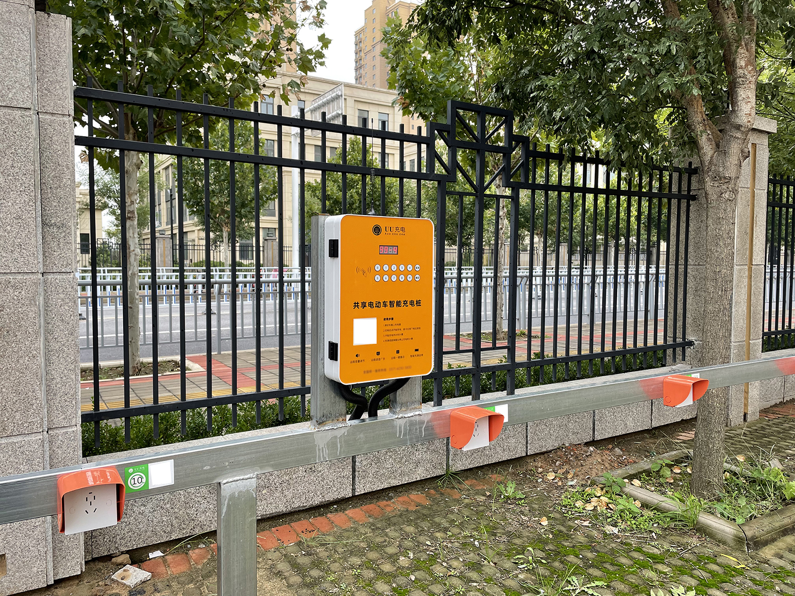 加盟电单车充电站需要多少钱,电单车充电桩加盟免费提供设备